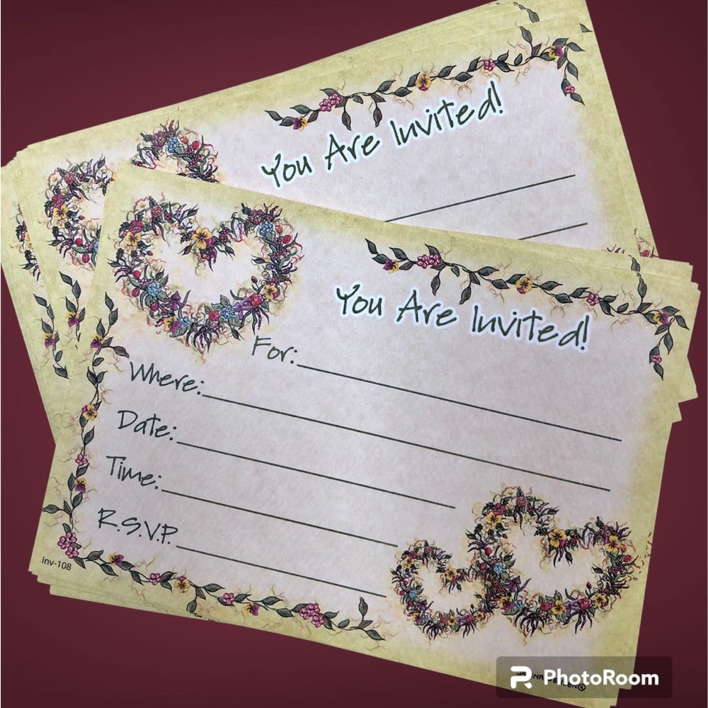 20 Heart invitations and envelopes made in the USA